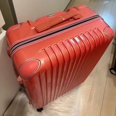 大型　キャリーケースの画像