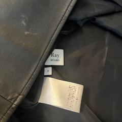 Ray BEAMS 黒フェイクレザーロングスカート　Aラインの画像