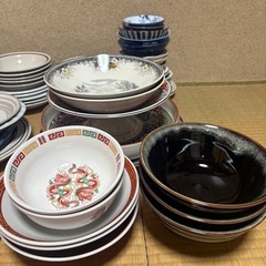 せともの食器類　大量の画像
