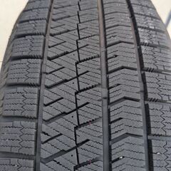 215/60R16 2023年製 スタッドレスタイヤ BLIZZAK VRX2の画像