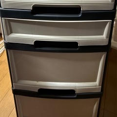 無料 4段 収納ケース 衣装ケース 棚　の画像