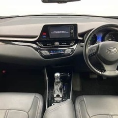 ✨🎉【車を買うなら今が超チャンス！】🎉✨ オトロン岐阜店イチオシ！大人気の『トヨタ C-HR 　Ｇ』登場🎊最大10万円がお得🎊 期間限定キャンペーン実施中！の画像