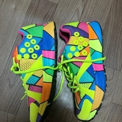 SVOLMEスニーカーの画像