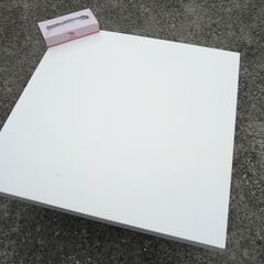 無料配達します🚚どっしり重い💖センターテーブル💖幅80×80×高さ38㎝💖の画像