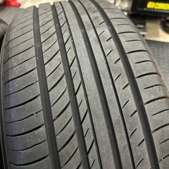 無料です　2023年製　215/55R17 ADVAN 2本のみです　まだまだ使えます 
の画像