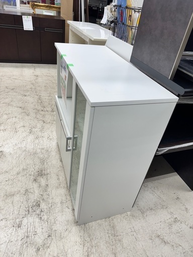 完売致しました　?LINE会員限定スペシャル価格?【食器棚】　5700円　27ー123