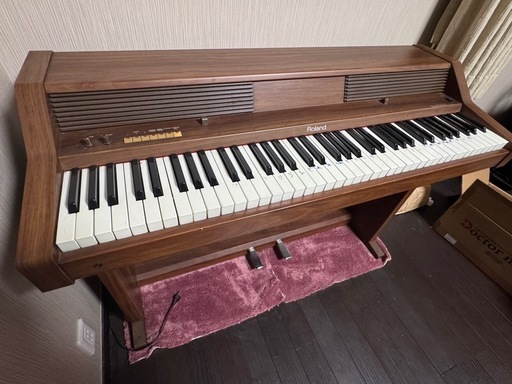 Roland 電子ピアノ Piano Plus 300 (HP-300)