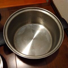 【投げ売り】アムウェイ クイーンクック数回使用4Lシチューパン、6Lシチューパンの画像