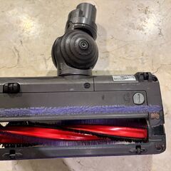 （スタンド・アタッチメント付）ダイソン コードレスクリーナー（DC62）Dyson 掃除機の画像