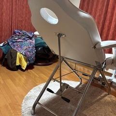 フェイシャルへベッドの画像