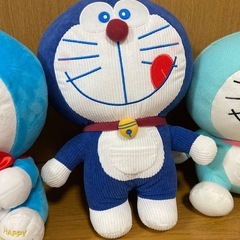 ドラえもんぬいぐるみの画像