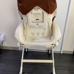 コンビ　電動バウンサー
の画像