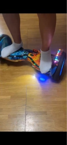 電動立ち乗り二輪車（美品）