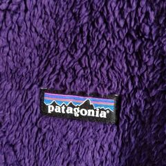 patagonia 紫色フリースベスト　レディースⅯサイズの画像