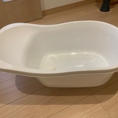 赤ちゃんの沐浴用シンク型ベビーバス（新生児用）の画像