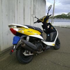 SYM　Z1　125㏄　実働中古車　バッテリー新品交換済み　タイヤ前後新品交換済み　オイル交換済み　ナンバー登録書類無料の画像