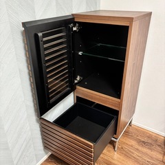 収納棚　キャビネット　棚　　の画像