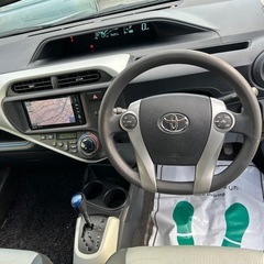 H26年アクア　95000キロ　綺麗　車検2年付き税金込み45万の画像