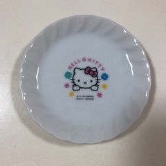 キティーちゃんの小皿　2枚の画像