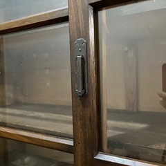 昭和レトロ　本棚の画像
