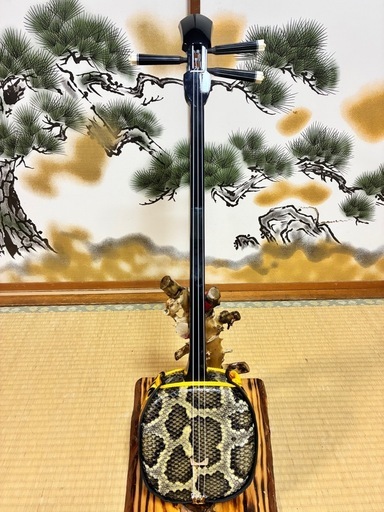12月15日終了！沖縄三線　島黒木！島クルチ！江戸ユナー型！本蛇皮一枚張り！大幅値下げ！！こちらの商品153000円になります！⑤