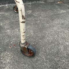 馬蹄型
歩行器の画像