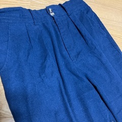 1(Mの者が着用していました)麻　薄手　タック入り　の画像
