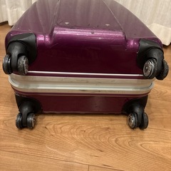 スーツケースの画像