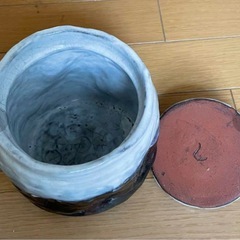 壺　陶器　小物入れ　ツボの画像