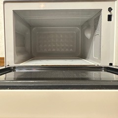 電子レンジ　16年製　YAMADA YMW-S18B1 　の画像