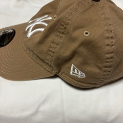ニューエラ　キャップ　ベージュの画像