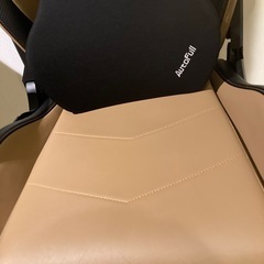 ゲーミングチェアの画像