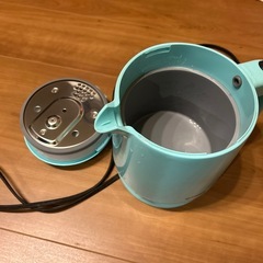 TIGER タイガー　電気ポット　の画像