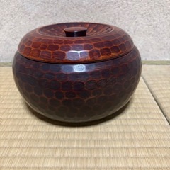 木製　菓子鉢　蓋付き　の画像