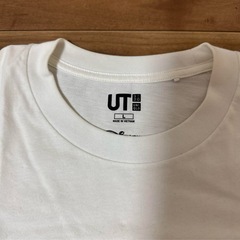 ユニクロ　UT 花柄ディズニーTシャツの画像
