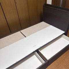 ニトリ製　収納付きシングルベッドフレームの画像