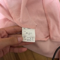 子供服　女の子　秋　　パーカー　サイズ130cm ピンクの画像