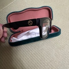 GUCCIだてめがね伊達メガネの画像