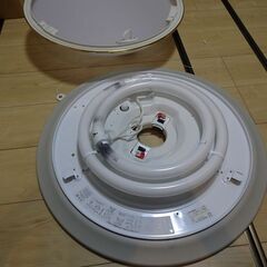 中古シーリングライト　直径65cm程度の画像