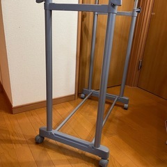 【取引中】ハンガーラック　パイプハンガー　中古品の画像