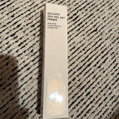 定価1870円新品未使用未開封バズりコスメtfitプライマーの画像
