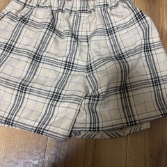 子供服　女の子　スカート　サイズ140cmの画像