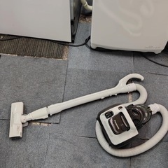 配送可能　保証付き MC-SR26J キャニスター掃除機 プチサイクロン ホワイト [サイクロン式] の画像