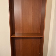IKEA？背が高い本棚の画像