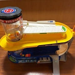 トミカ　Wアクショントミカビル　スタンダードの画像