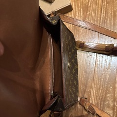 ルイ・ヴィトン(LOUIS VUITTON)サンクルーGM 本物ですの画像