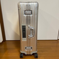 Rimowa リモワ TOPAS 77 SILVER 923.77.00の画像