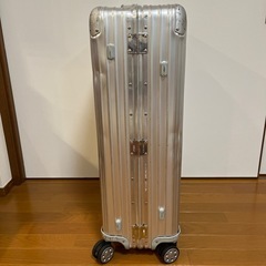 Rimowa リモワ TOPAS 77 SILVER 923.77.00の画像