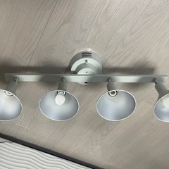 室内照明の画像