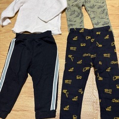 決まりました！アンパンマンスリーパーと男の子洋服　の画像